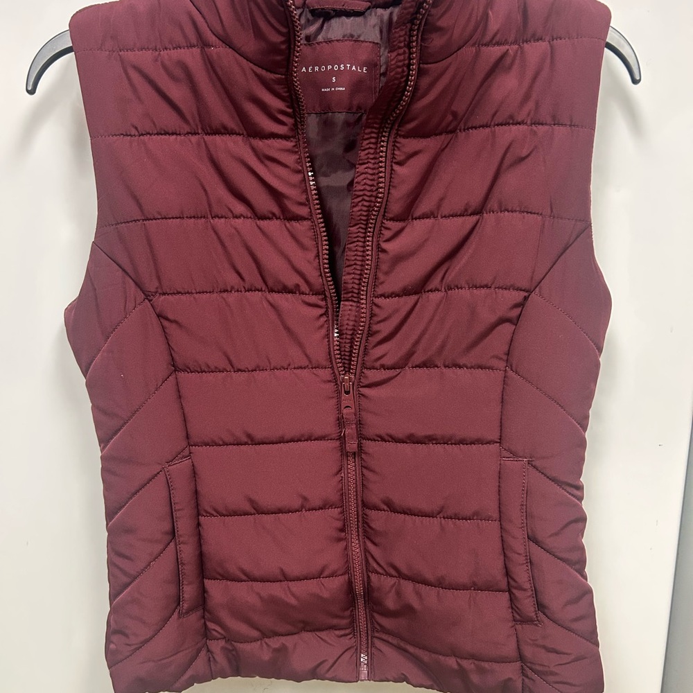 Aeropostale Burgundy Puffer Vest